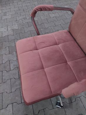 Офісне крісло S-222 Velvet Intarsio Антична Роза жива фотографія