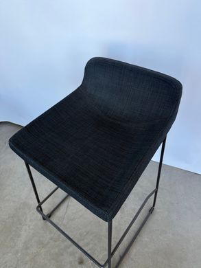 Напівбарний стілець COMFY Concepto Тканина Чорний жива фотографія